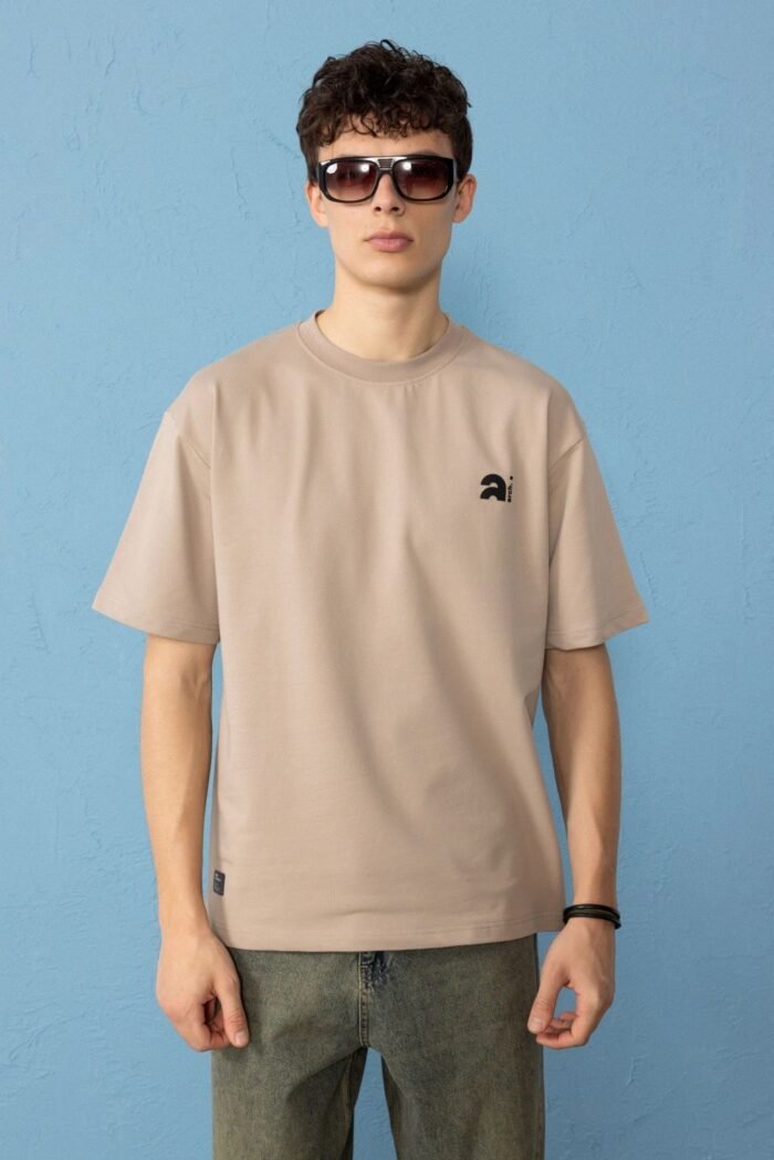 Minimal Baskılı Kahverengi Oversize Erkek T-shirt - Görsel 4