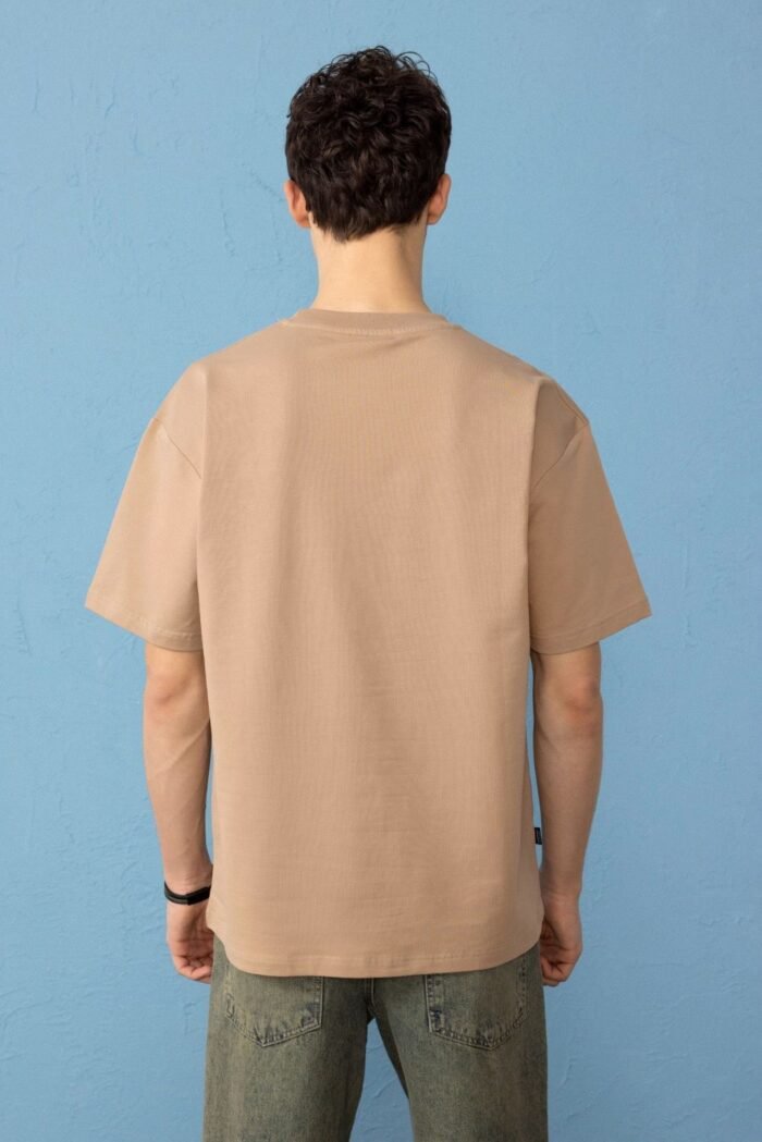 Halı Deseni İşlemeli Kahverengi Oversize Erkek T-shirt - Görsel 2