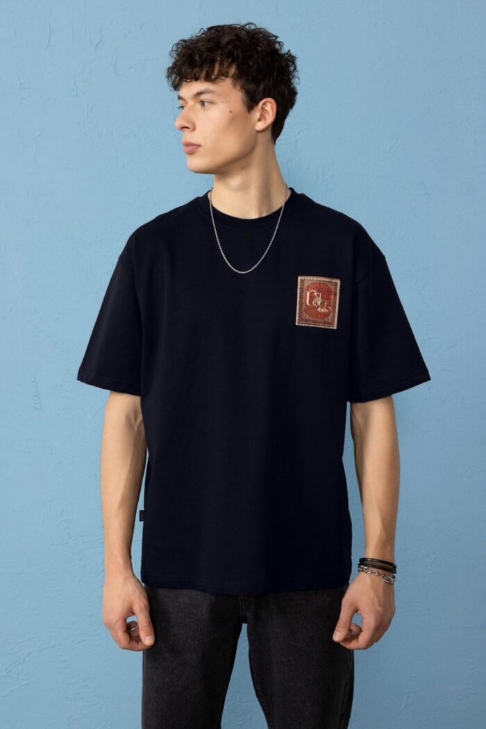 Halı Deseni İşlemeli Siyah Oversize Erkek T-shirt - Görsel 5