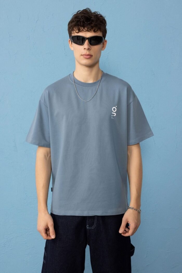 Minimal Baskılı İndigo Oversize Erkek T-shirt - Görsel 1