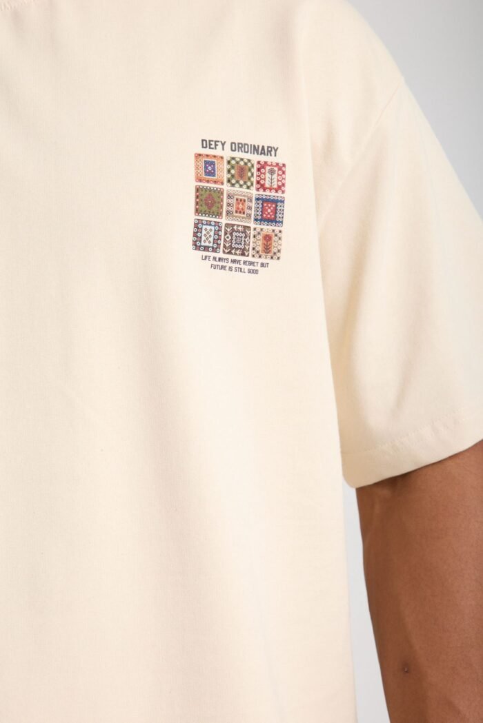Minimal Baskılı Bej Oversize Erkek T-shirt - Görsel 3