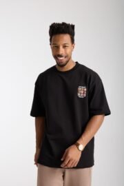 Minimal Baskılı Siyah Oversize Erkek T-shirt